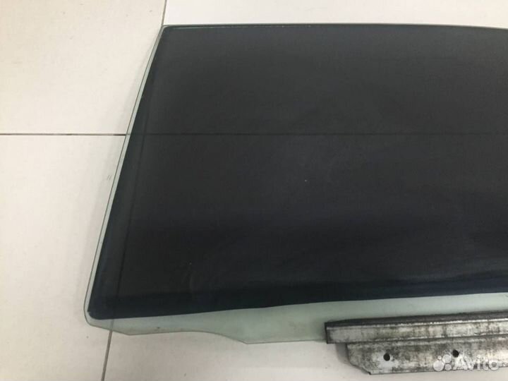 Стекло двери задней левой Toyota Corolla E120 2001