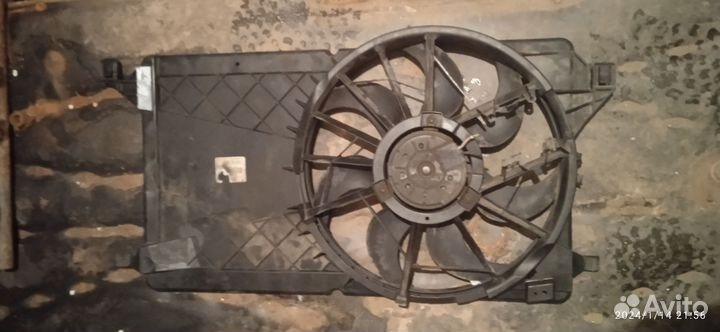 Вентилятор ford focus 2