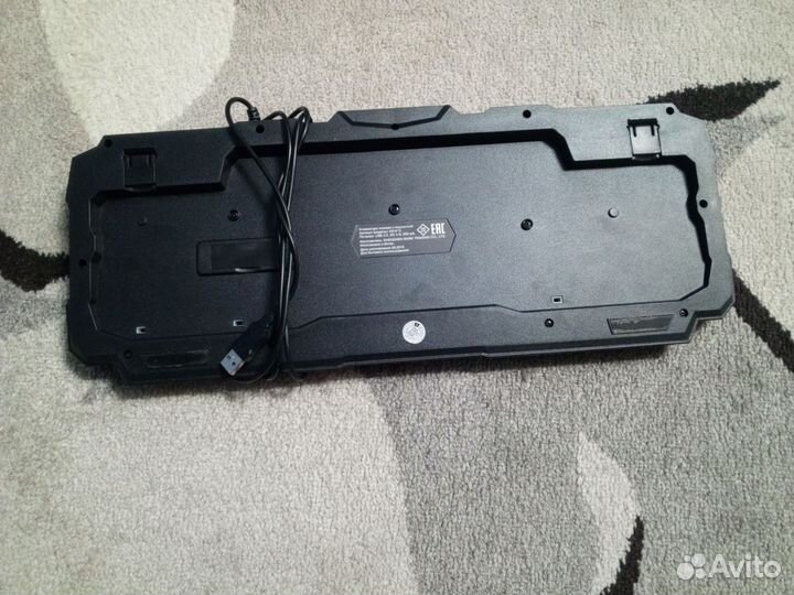 Игровая клавиатура с подсветкой