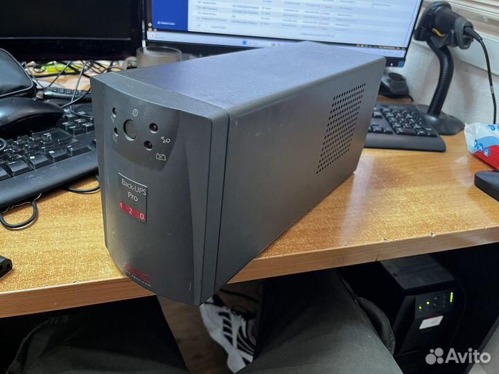 Ибп APC Back-UPS Pro 420