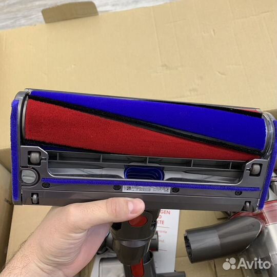 Пылесос Dyson V8 Absolute Plus+