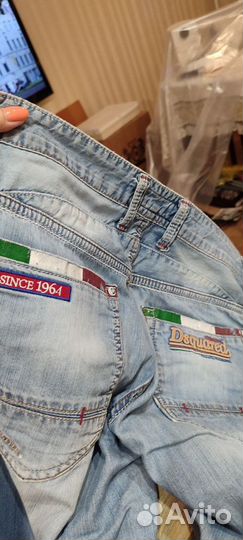 Джинсы levis