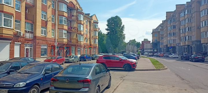 Сдам торговое помещение, 186 м²