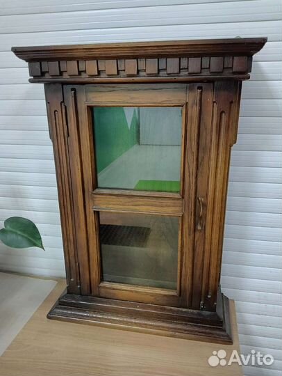 Дубовый шкафчик, корпус, аптечка