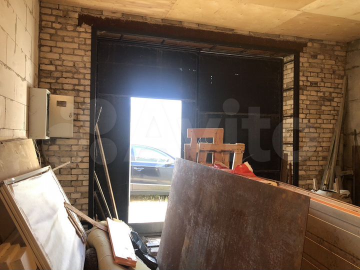 Гараж, > 30 м²