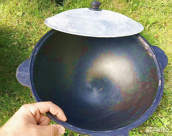 Казан чугунный с печкой, друшлаг и специи