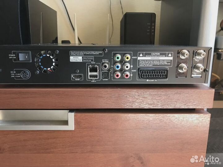 Спутниковый ресивер AzBox Premium HD+