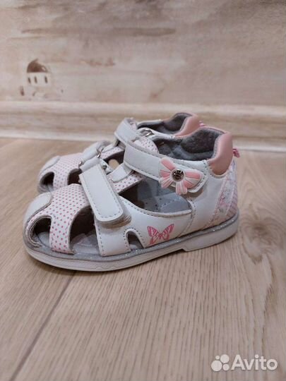 Сандали для девочки