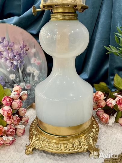 Винтажная керосиновая лампа. Франция