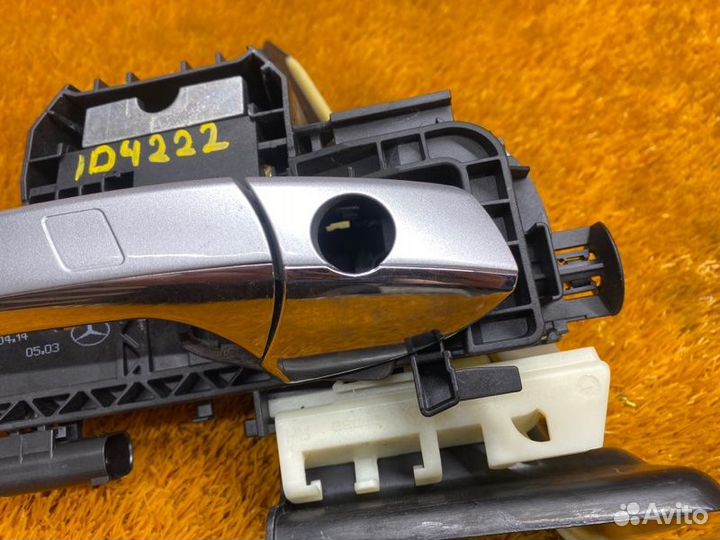 Ручка двери внешняя передняя правая Mercedes-Benz