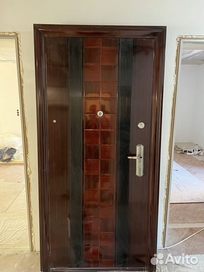 Металлическая дверь бу