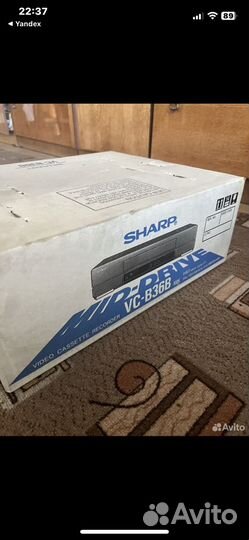 Видеомагнитофон Panasonic и sharp