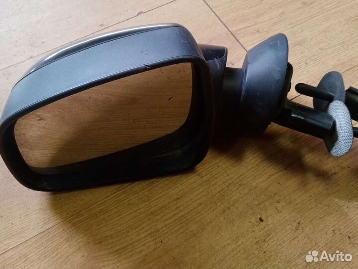 Зеркала боковые Рено логан 1