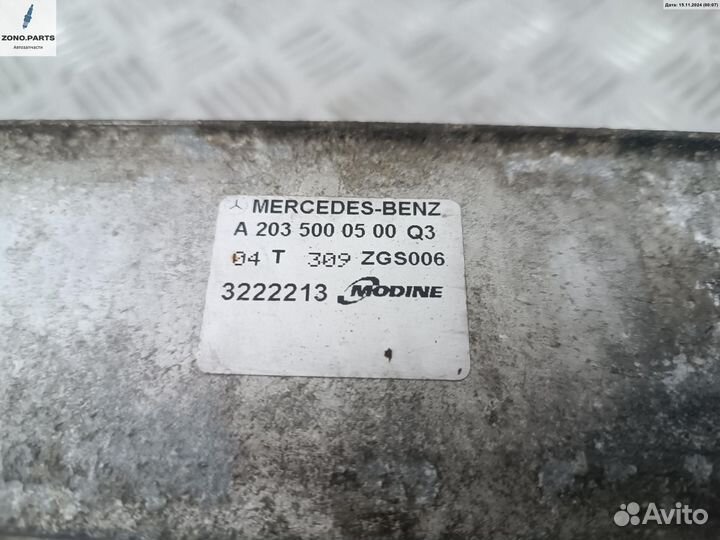 Радиатор интеркулера 2035000500 на Mercedes W203 (C)