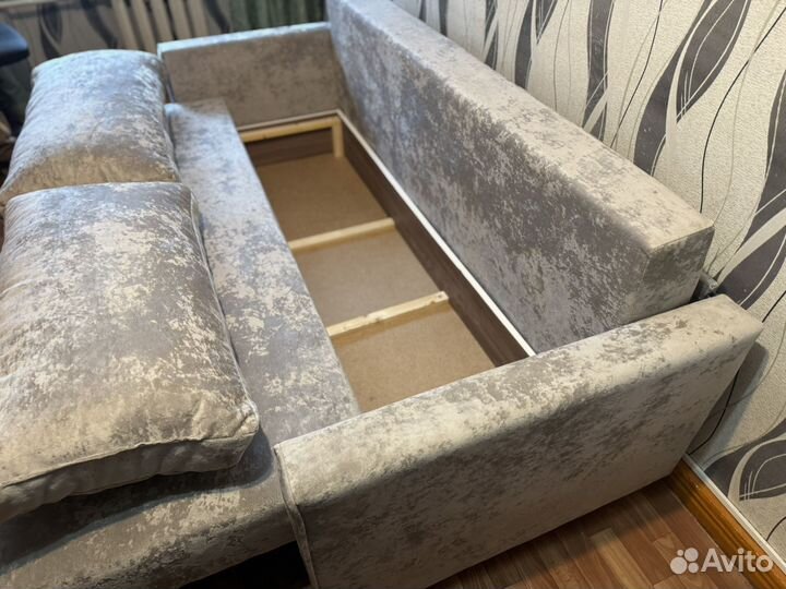 Диван еврокнижка новый