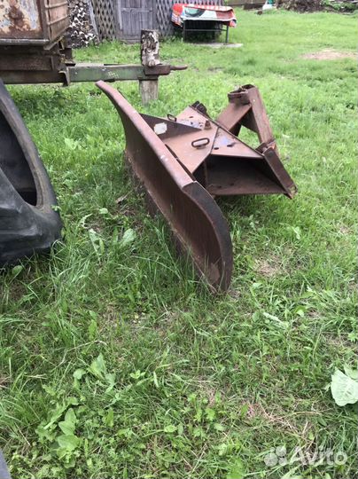 Поворотный отвал