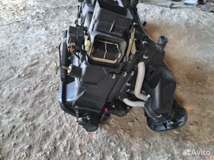 Корпус печки Mercedes W211