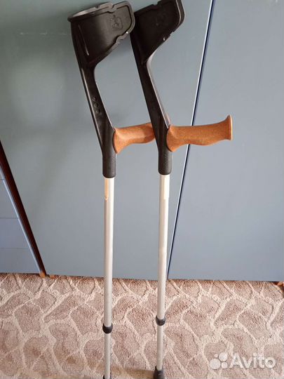 Костыли подмышечные