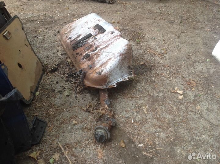 Бак топливный Мерседес w210 E200