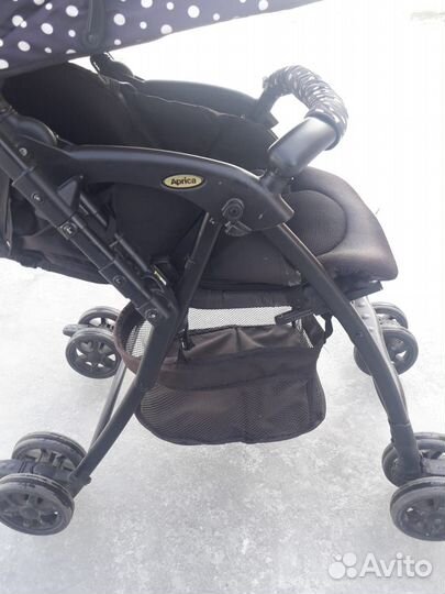 Прогулочная коляска книжка