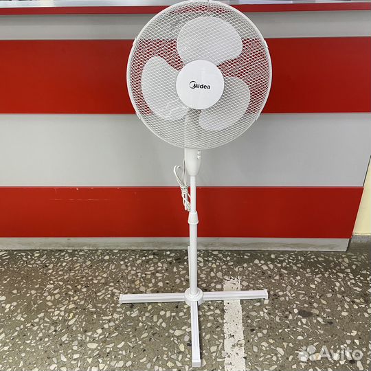 Вентилятор Midea FS4050 (Р)