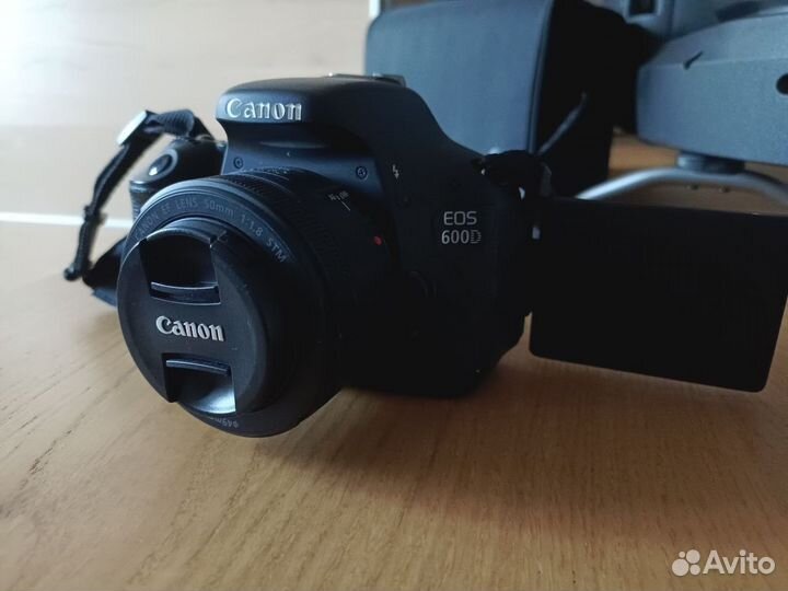 Зеркальный фотоаппарат canon eos 600d