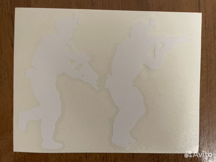 Виниловая наклейка на автомобиль, на мотоцикл