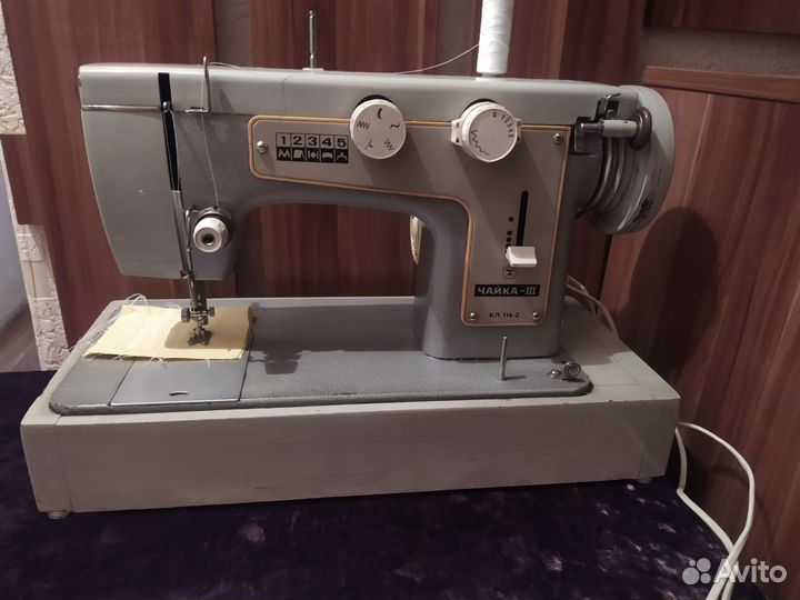 Швейная машина Чайка 3