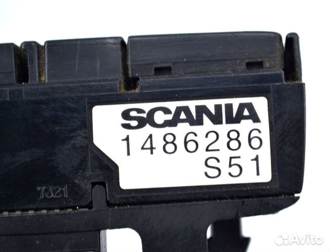 Мультикнопки на руле, нижняя scania R-series (01.0