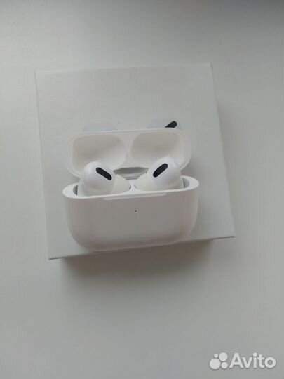 Беспроводные наушники apple airpods