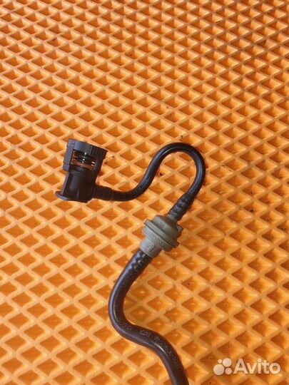 Трубка топливная Volvo XC60