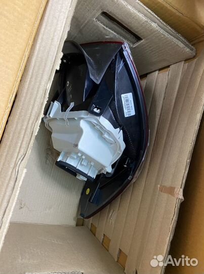 Фонарь задний volkswagen polo