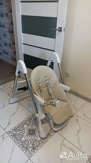 Стульчик для кормления Tommy bon appetit