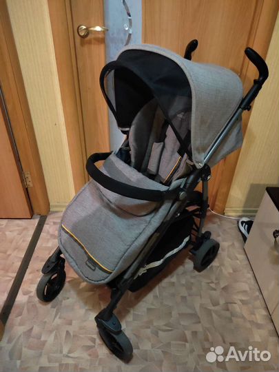 Прогулочная коляска peg perego si