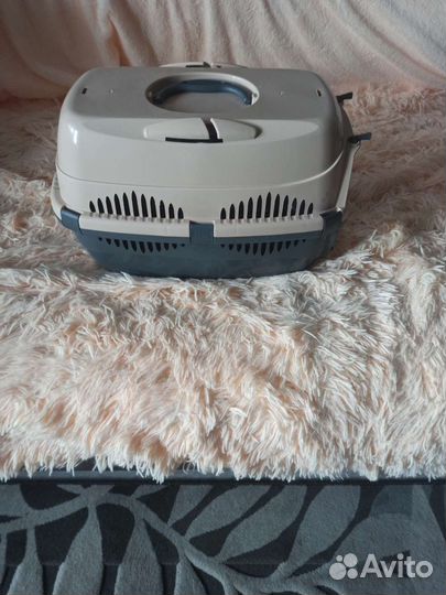 Переноска для кошек пластиковая