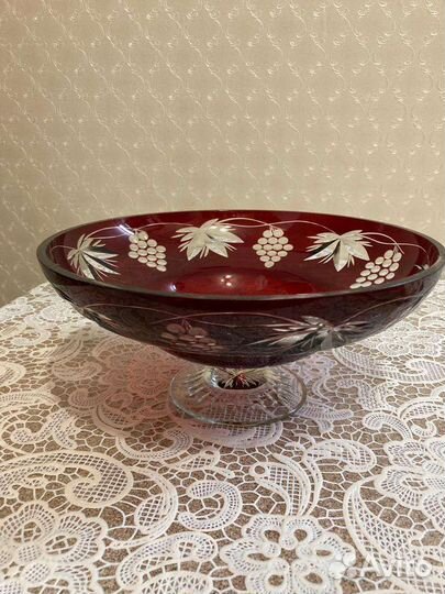 Красивая фруктовница