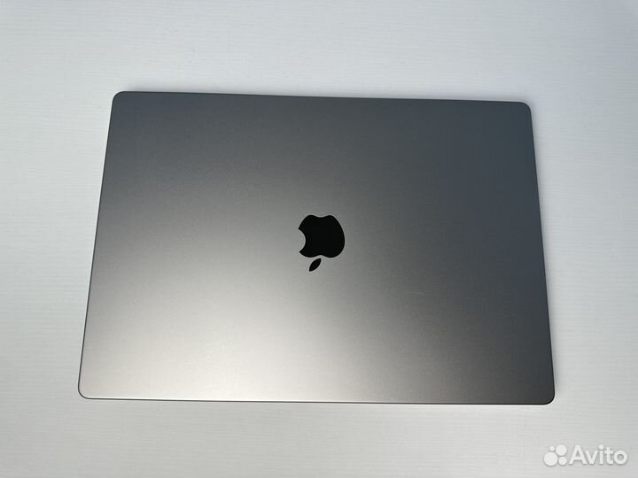 MacBook Pro 16 2021 M1 MAX/32Gb/1Tb (195 циклов)