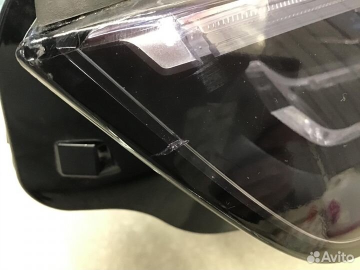 Фара левая BMW 8-серия G14 G15 G16 2018
