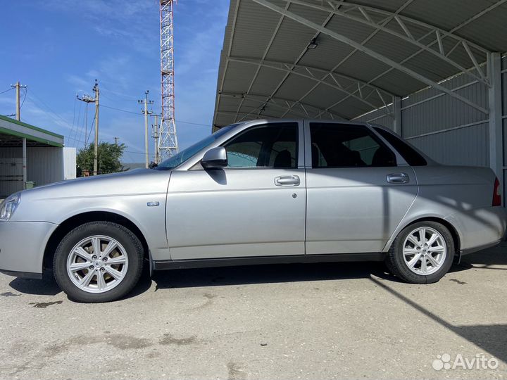 LADA Priora 1.6 МТ, 2011, 220 000 км