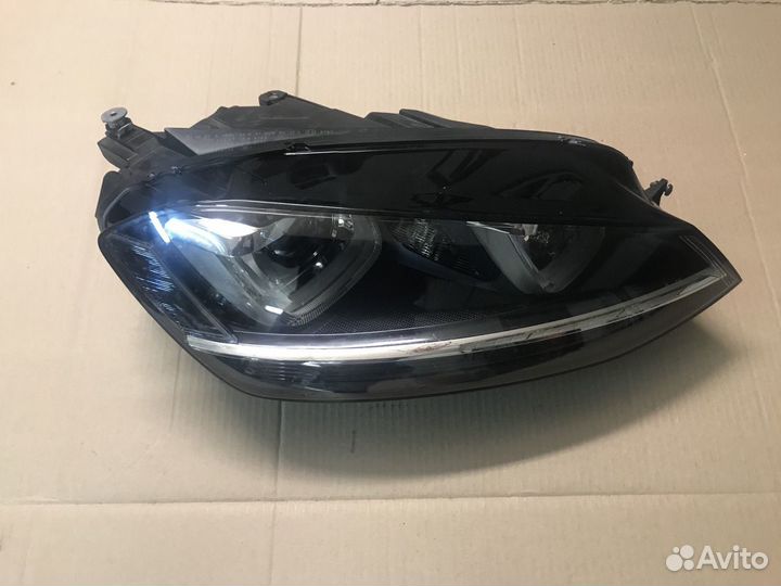 5G1941044 Фара правая VW Golf VII BI Xenon Led