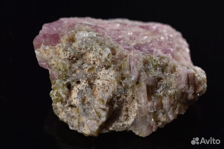 Турмалин (эльбаит). Лот №949