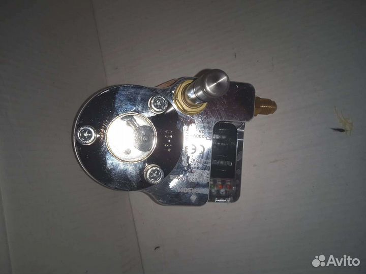 Регулятор уровня масла