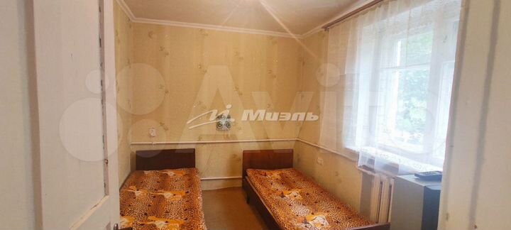 3-к. квартира, 50 м², 1/3 эт.