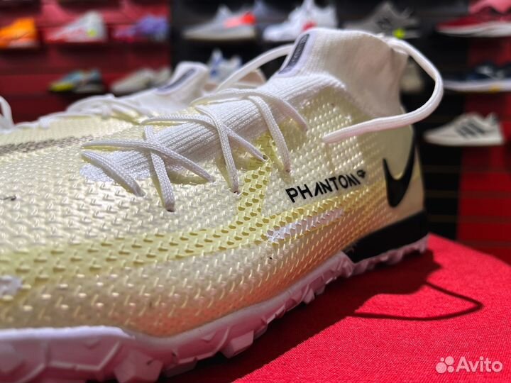 Сороконожки Nike Phantom GT2 Dynamic Fit