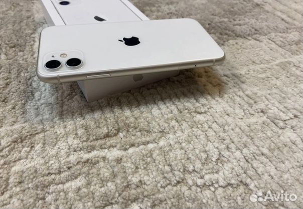Телефон iPhone 11 pro