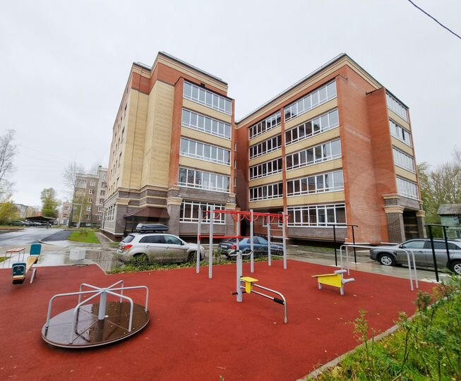 2-к. квартира, 48 м², 4/5 эт.