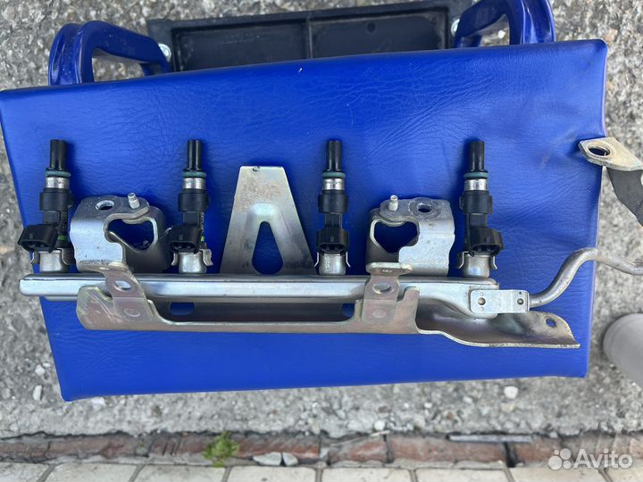 Рампа с форсунками nissan tiida c11 1.6