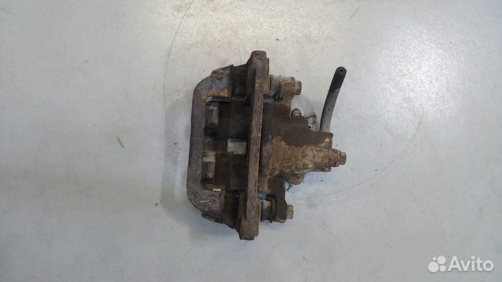 Суппорт Subaru Legacy (B12), 2000