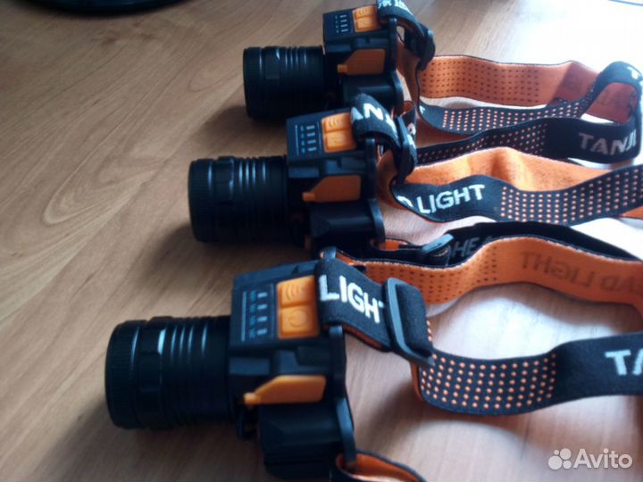 Фонарь налобный - сенсерный