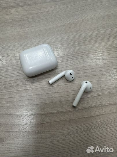 Airpods 2